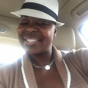 Meet your Posher, Miriam